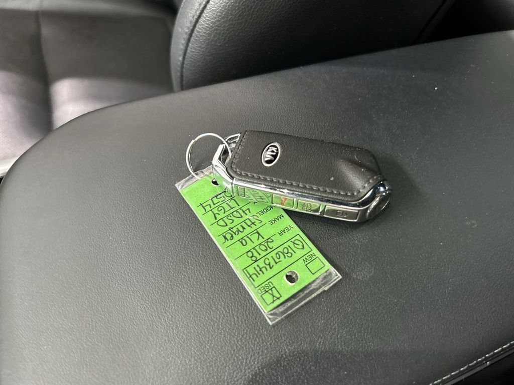 Used 2018 Kia Stinger GT AWD/4WD image 12