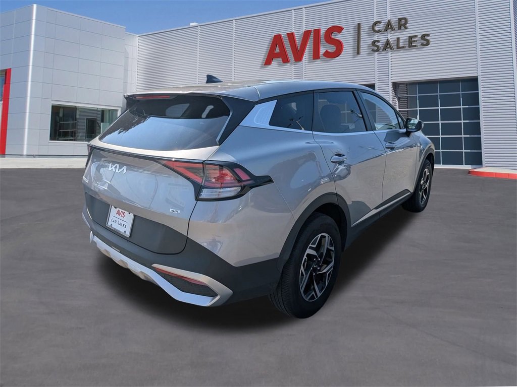 Used 2024 Kia Sportage LX image 6