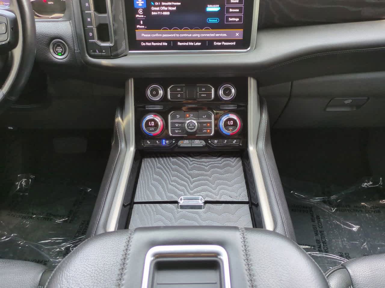 Used 2021 GMC Yukon Denali AWD/4WD image 19