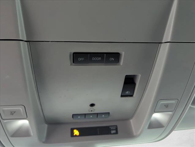 Used 2017 GMC Sierra 1500 SLE w/ SLE Convenience Package image 19