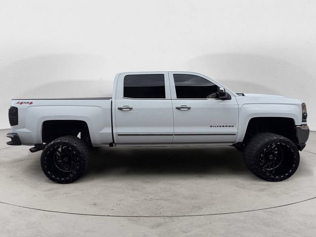 Used 2017 Chevrolet Silverado 1500 LTZ AWD/4WD image 4