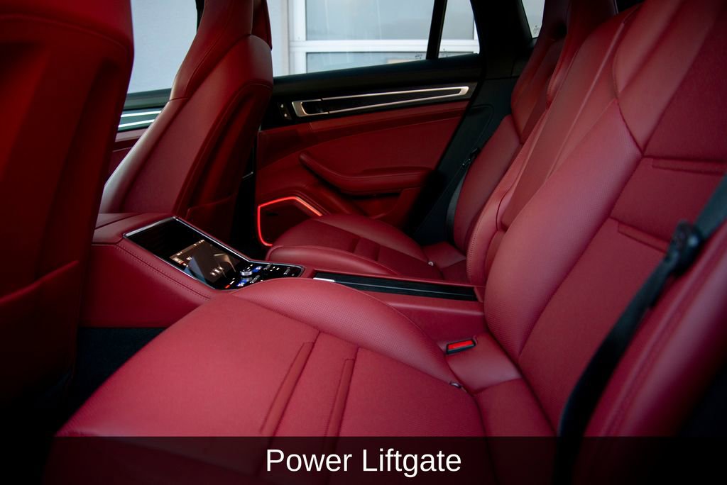 Used 2022 Porsche Panamera Platinum Edition image 16