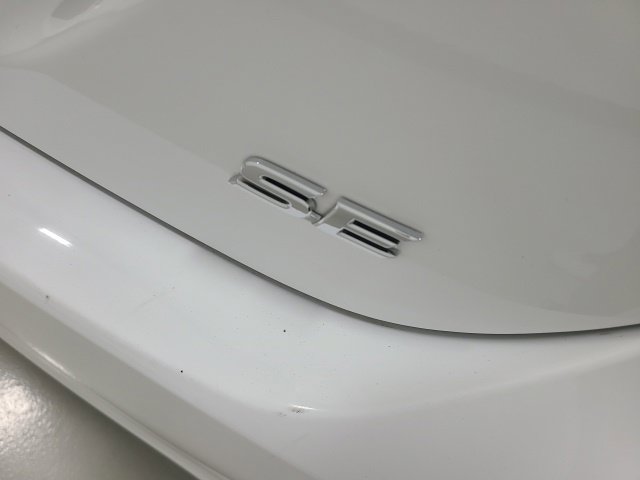 Used 2024 Toyota Camry SE FWD image 12