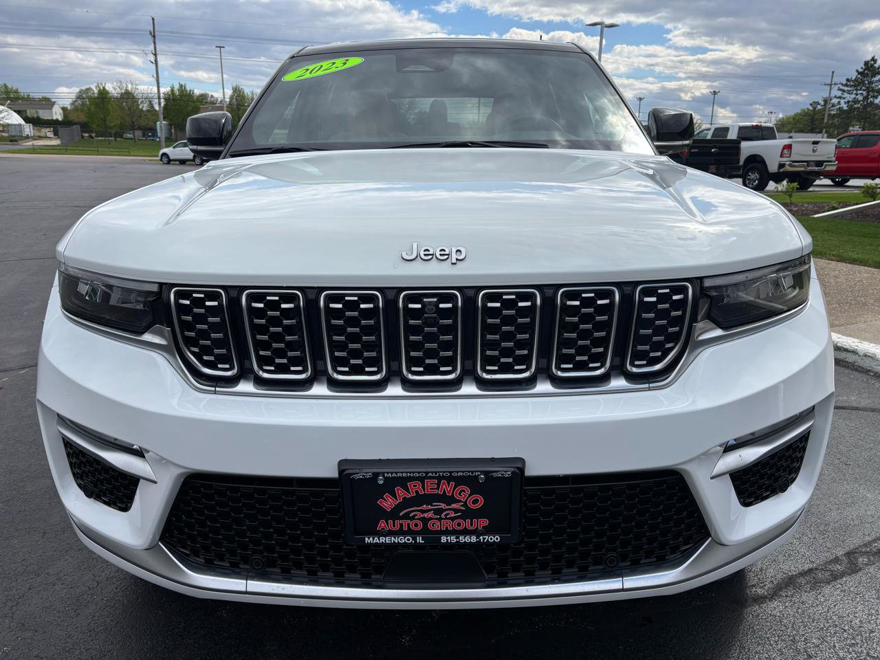 Used 2023 Jeep Grand Cherokee Summit AWD/4WD image 8