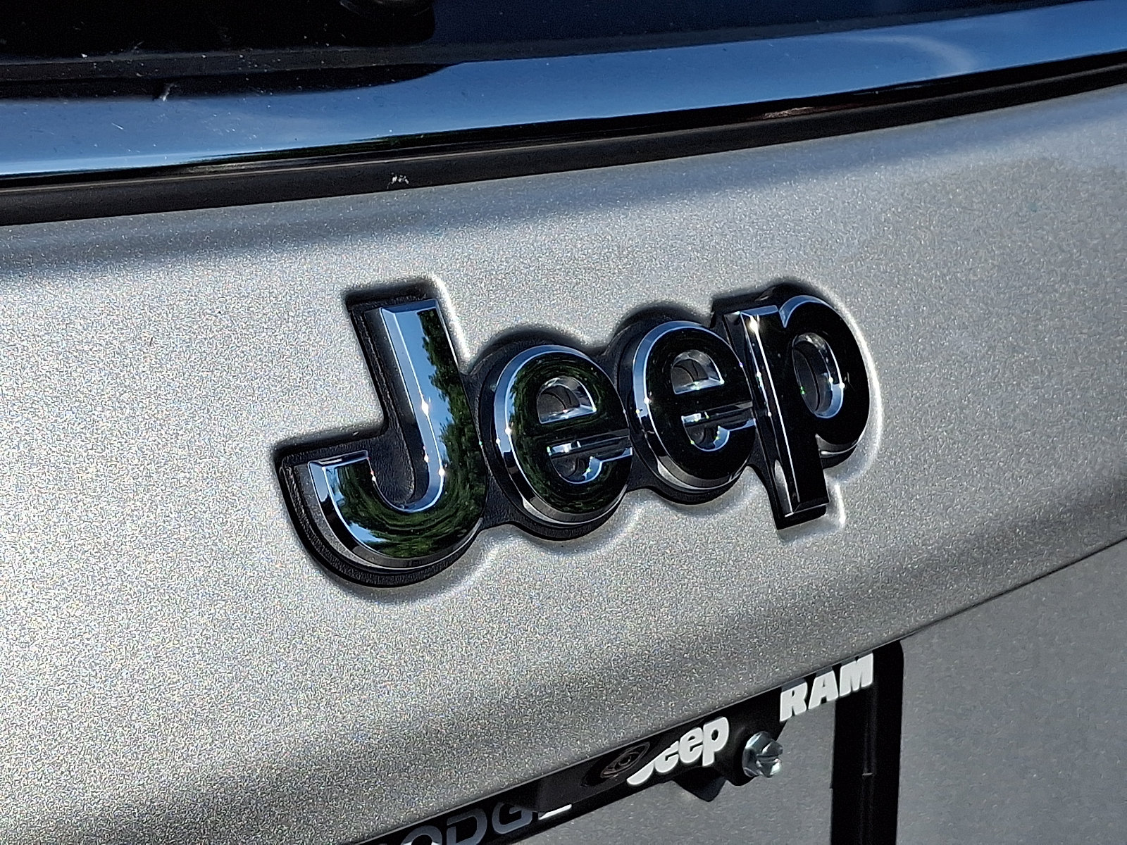Certified 2024 Jeep Compass Limited AWD/4WD image 30