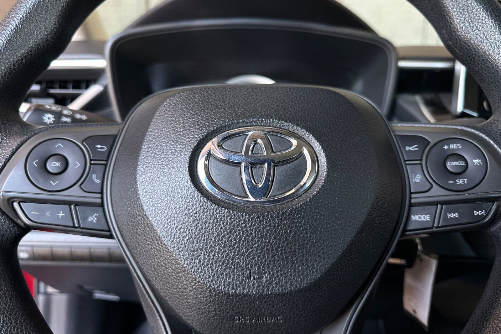 Used 2020 Toyota Corolla LE image 24