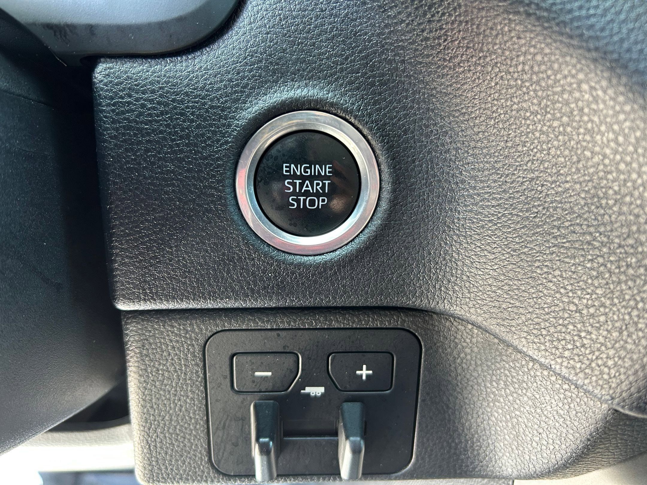 Used 2023 Toyota Tundra SR5 w/ Advanced Technology Package AWD/4WD image 18