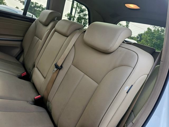 Used 2010 Mercedes-Benz GL 450 4MATIC image 24