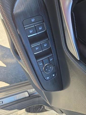 Certified 2025 Nissan Kicks SR w/ Illumination Package AWD/4WD image 11