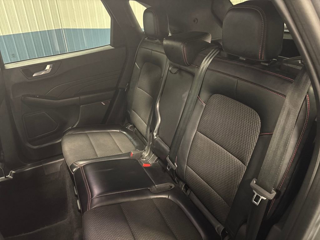 Used 2023 Ford Escape ST-Line image 33