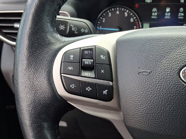 Used 2022 Ford Explorer Limited w/ Equipment Group 301A AWD/4WD image 18