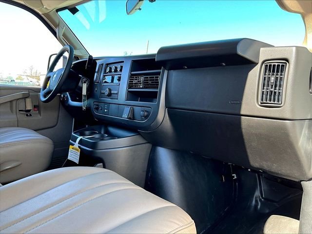 New 2026 Chevrolet Express 2500 RWD image 9