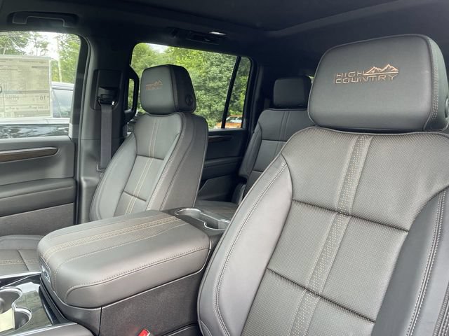 New 2026 Chevrolet Suburban High Country w/ Sun And Tow Package AWD/4WD image 11