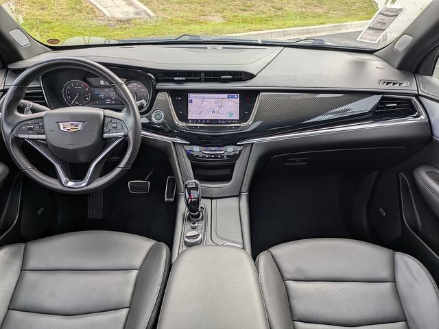 Certified 2025 Cadillac XT6 Sport AWD/4WD image 15