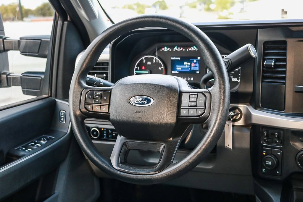 Used 2024 Ford F250 XLT w/ FX4 Off-Road Package image 16