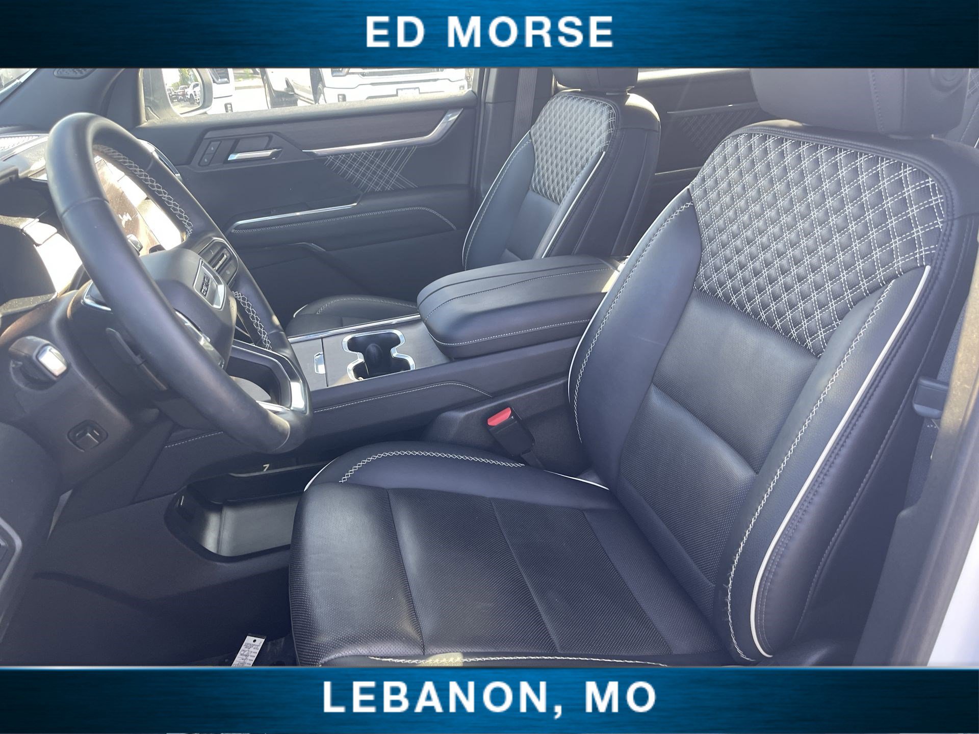 Used 2024 GMC Acadia Denali AWD/4WD image 18