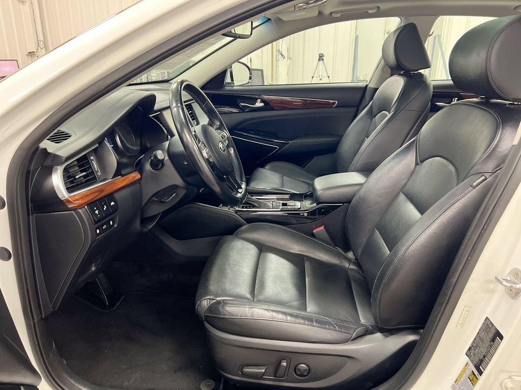 Used 2019 Kia Cadenza Technology FWD image 21
