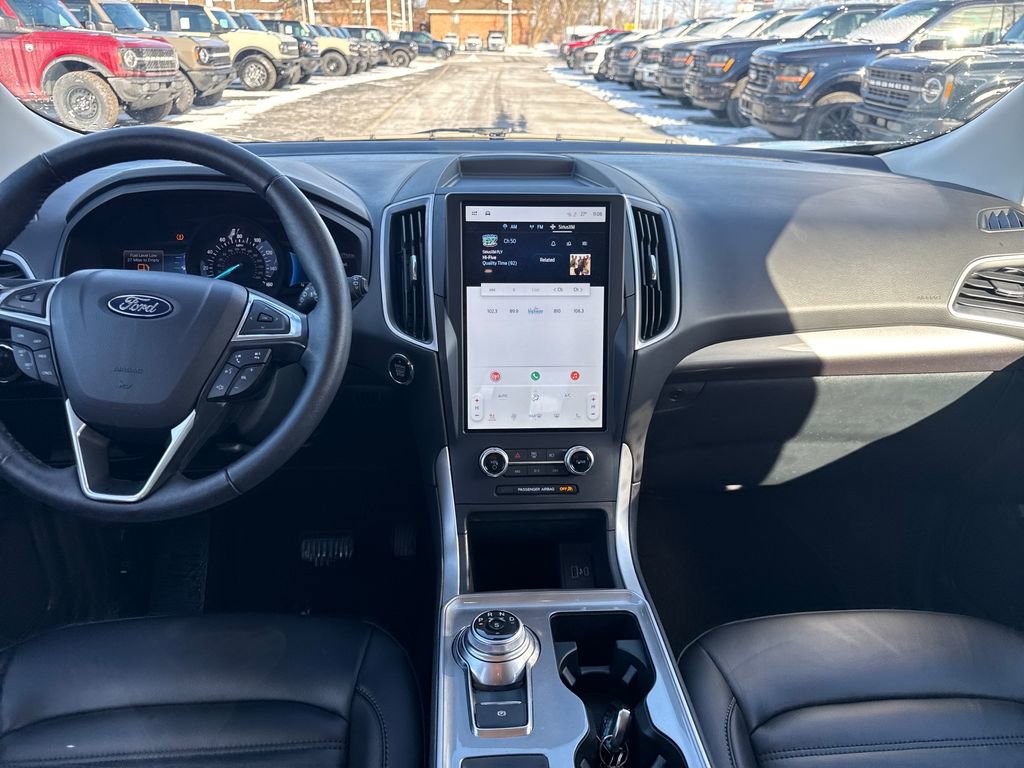 Used 2024 Ford Edge SEL w/ Convenience Package image 18