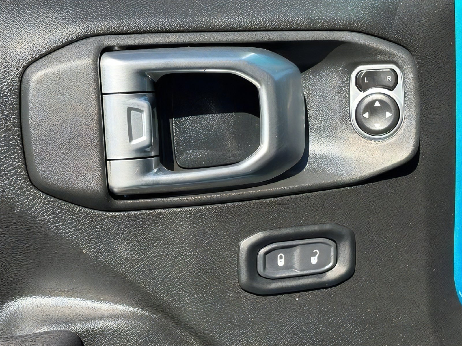 Used 2019 Jeep Wrangler Unlimited Rubicon AWD/4WD image 19