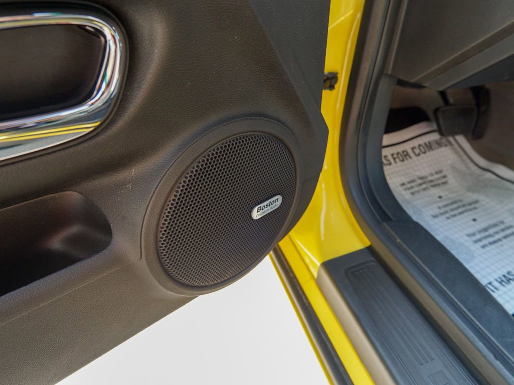 Used 2015 Chevrolet Camaro LT w/ RS Package image 15