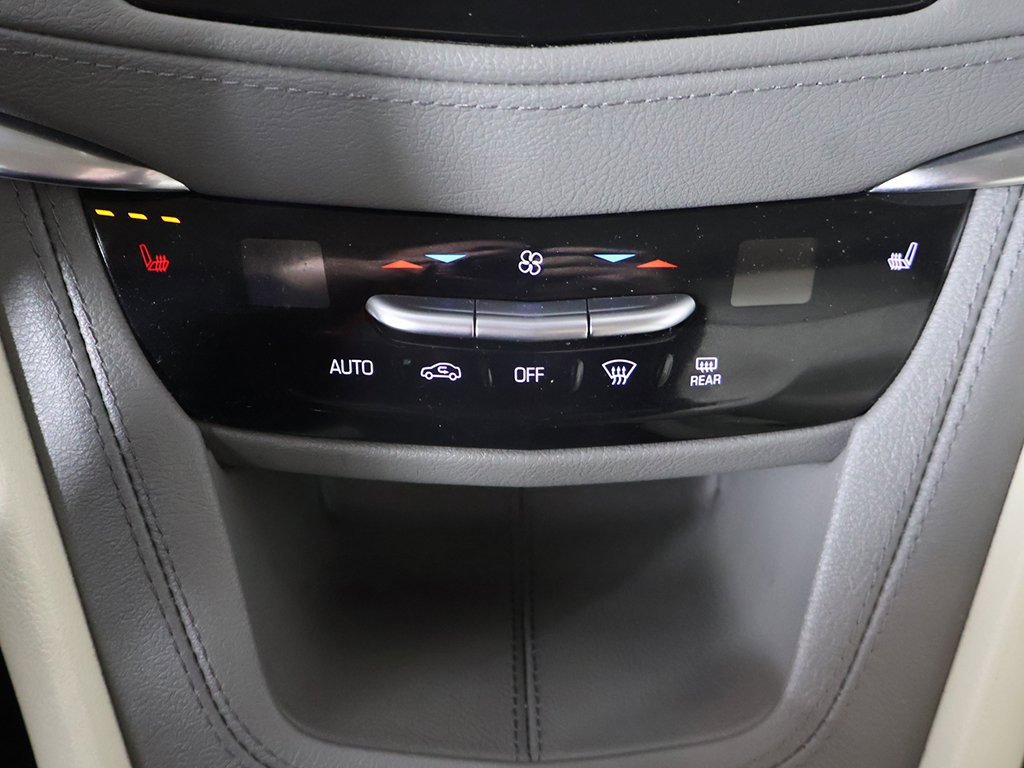 Used 2022 Cadillac XT5 Premium Luxury image 48