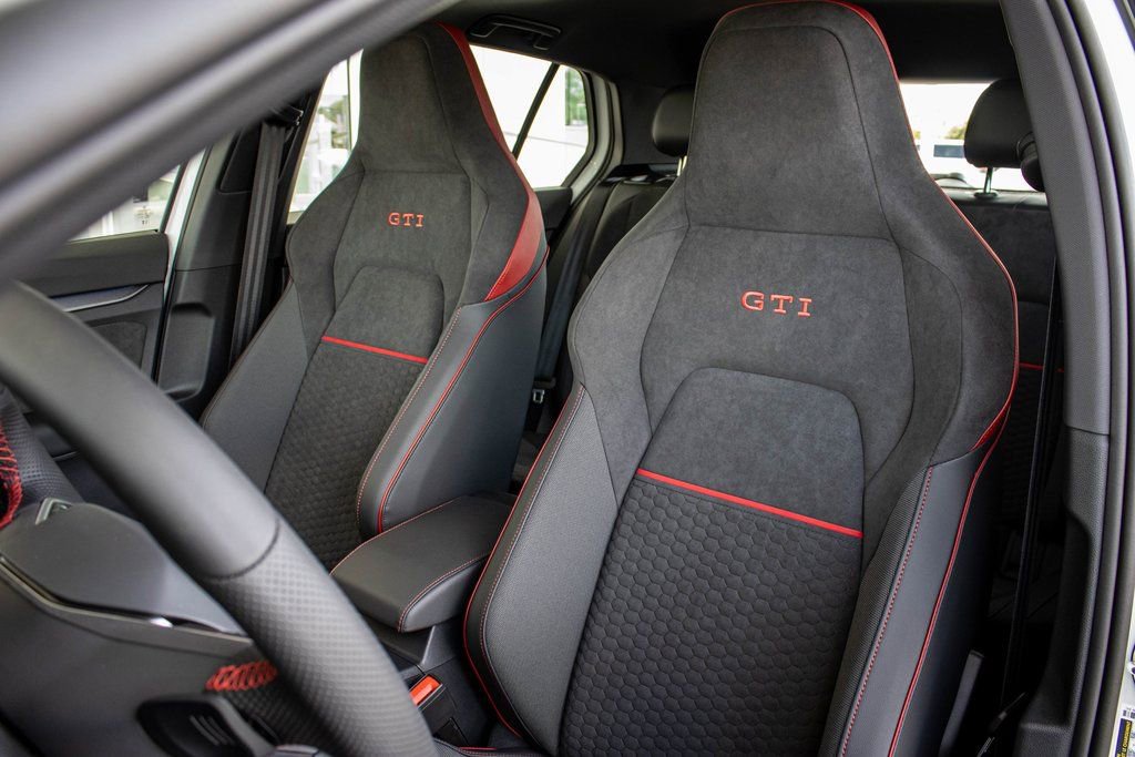New 2025 Volkswagen GTI SE image 29