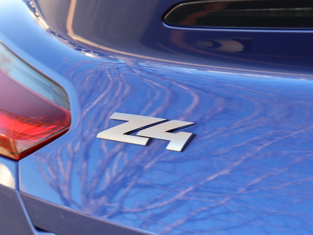 Used 2024 BMW Z4 M40i w/ Premium Package image 8