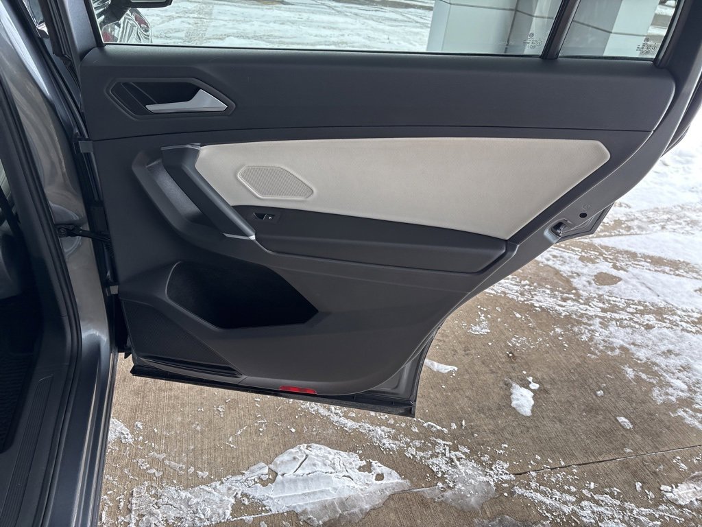 Used 2020 Volkswagen Tiguan SEL image 26