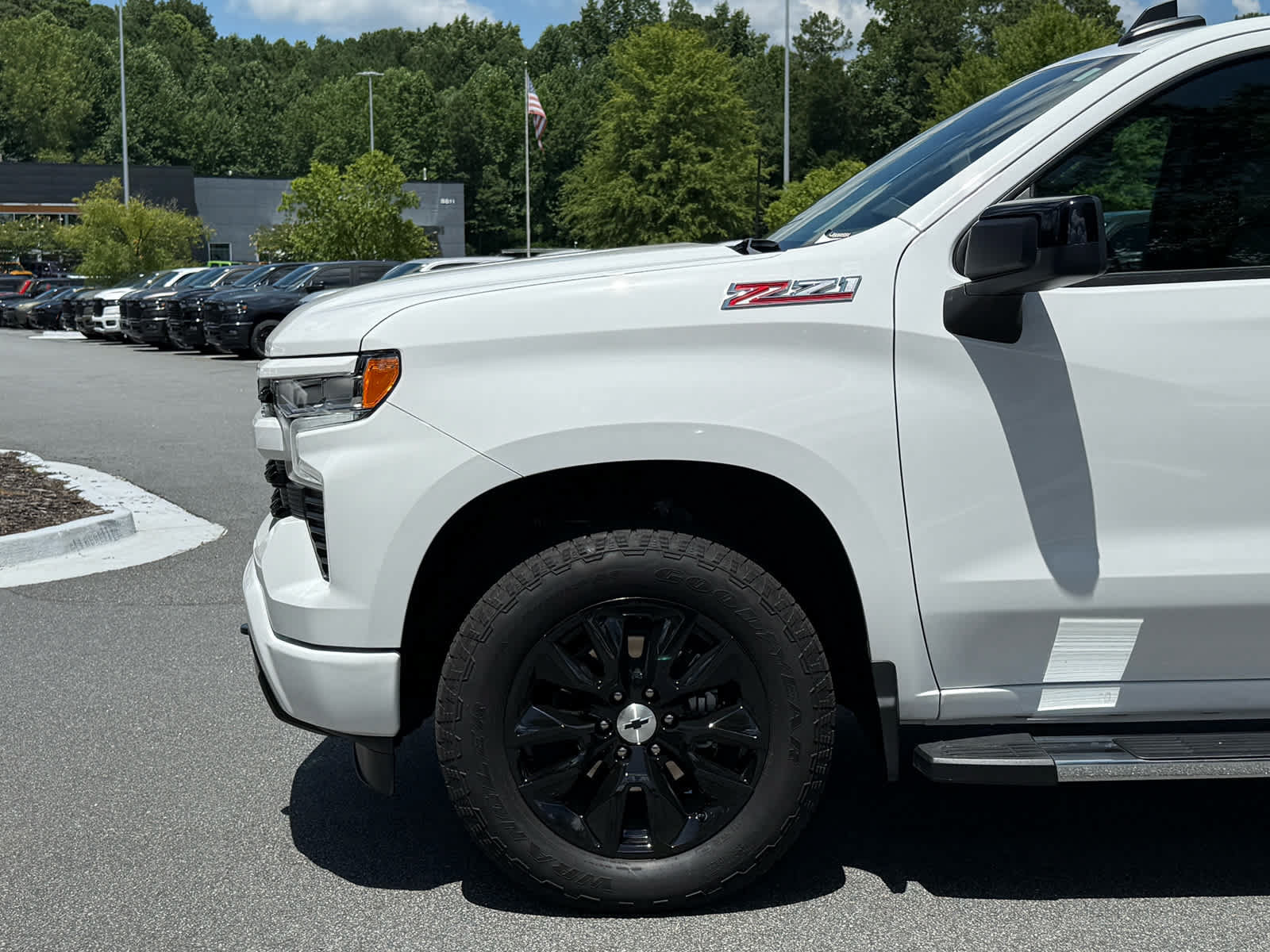 Used 2024 Chevrolet Silverado 1500 RST w/ Convenience Package II AWD/4WD image 10