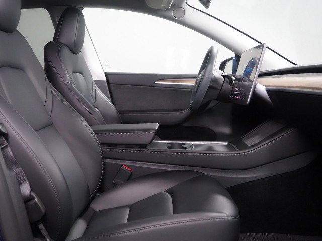 Used 2023 Tesla Model Y Long Range AWD/4WD image 16