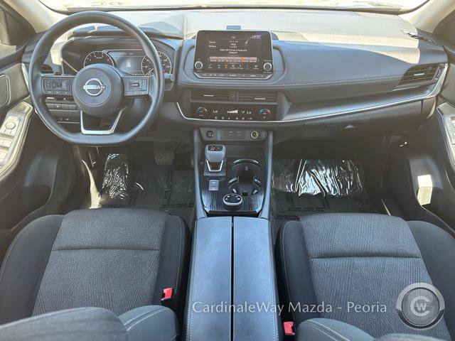 Used 2024 Nissan Rogue SV image 29