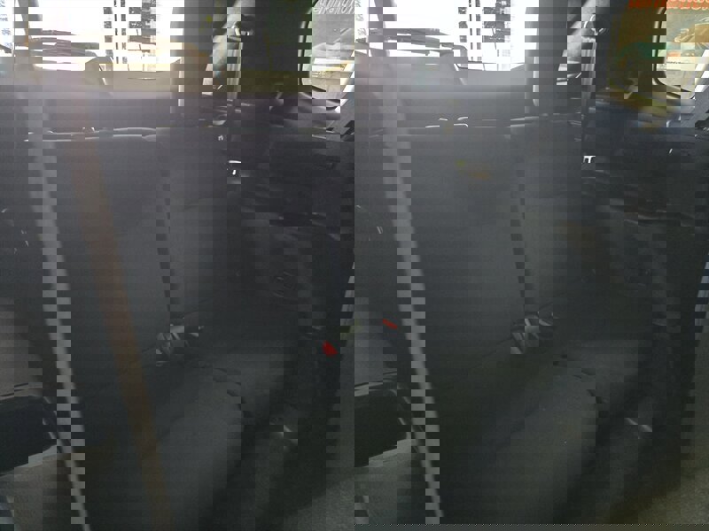 Used 2024 Mitsubishi Outlander ES image 30