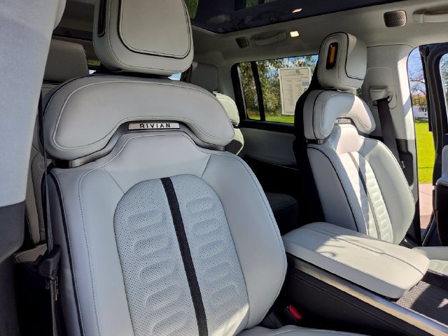 Used 2024 Rivian R1S Adventure Quad AWD/4WD image 11