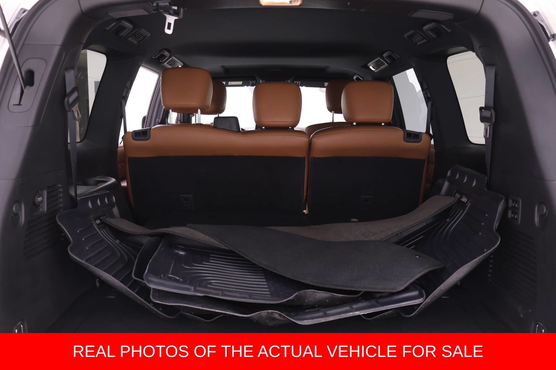 Used 2024 INFINITI QX80 Sensory AWD/4WD image 14