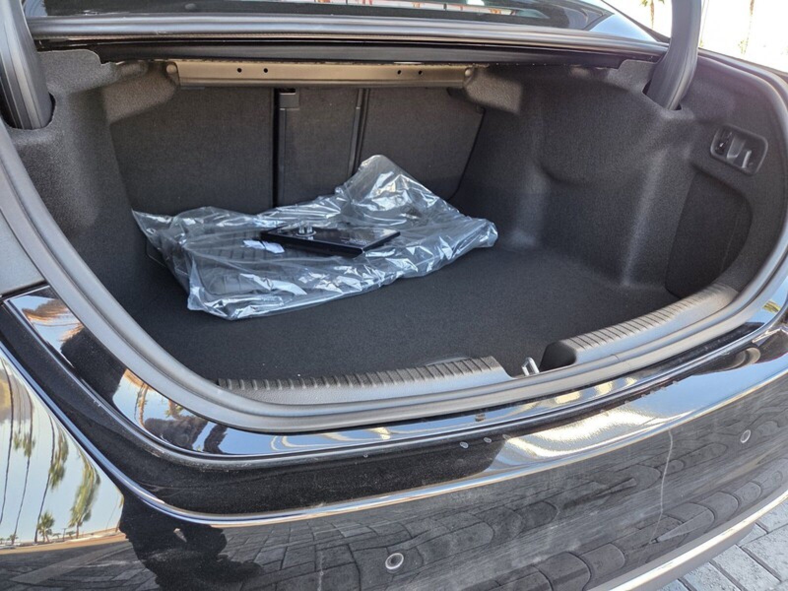 New 2025 Mercedes-Benz C 300 4MATIC Sedan image 15