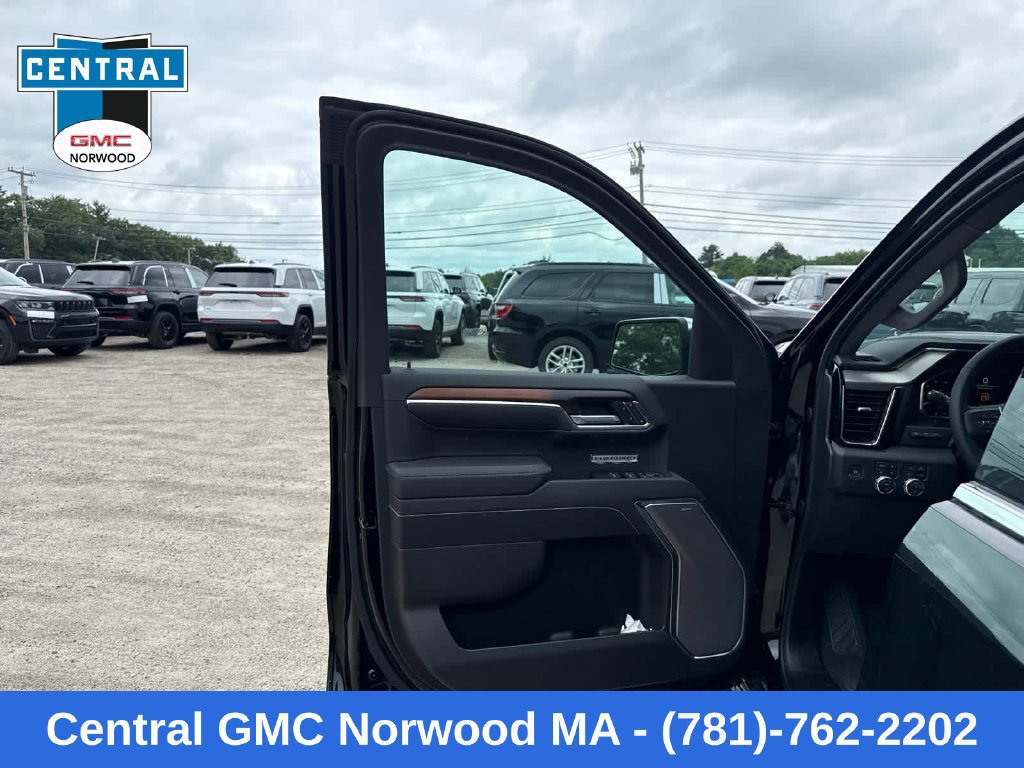 New 2026 GMC Sierra 1500 Denali w/ Denali Reserve Package AWD/4WD image 12