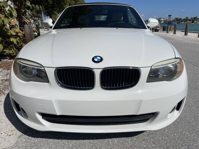 Used 2012 BMW 128i Convertible image 4