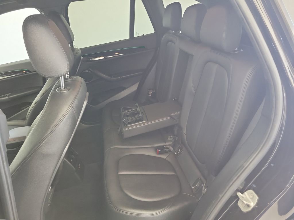 Used 2020 BMW X1 sDrive28i image 14