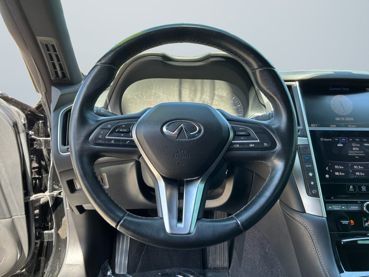 Used 2019 INFINITI Q60 3.0t Luxe RWD image 11