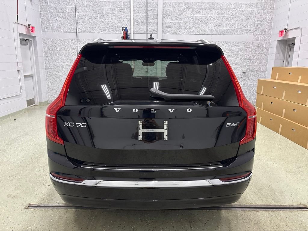 Used 2024 Volvo XC90 B6 Ultimate w/ Protection Package Premier AWD/4WD image 5