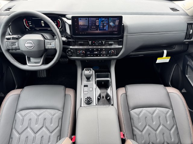 New 2026 Nissan Pathfinder Platinum AWD/4WD image 16