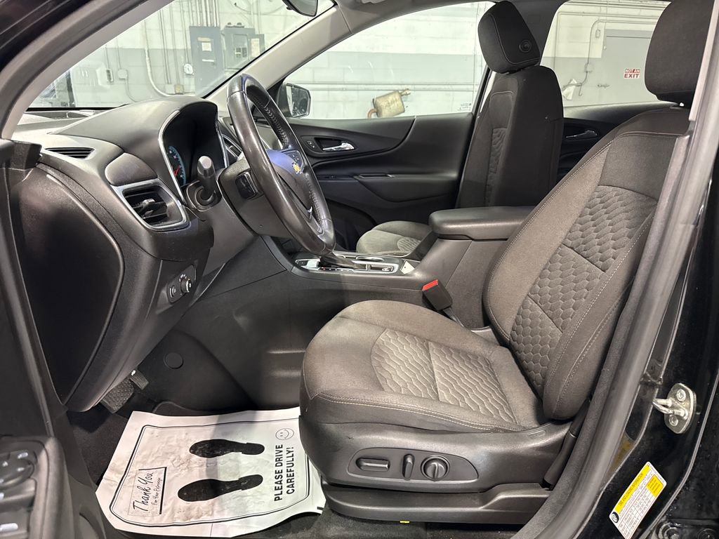 Used 2018 Chevrolet Equinox LT AWD/4WD image 23