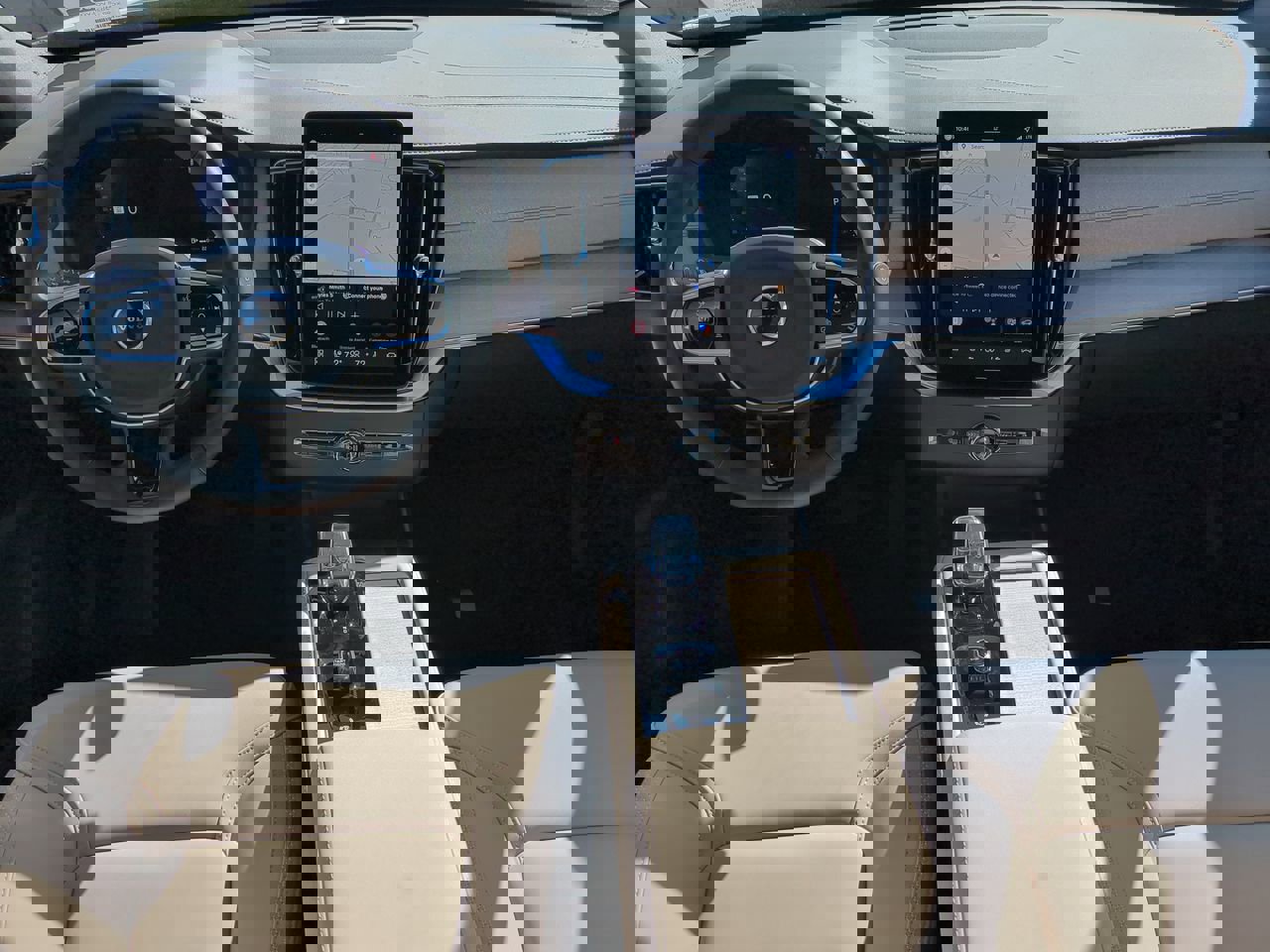 New 2026 Volvo XC90 B6 Plus image 13