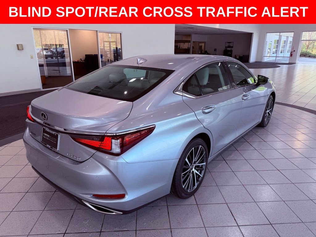 Certified 2024 Lexus ES 350 w/ Premium Package image 7