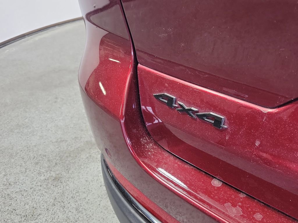 Used 2023 Jeep Grand Cherokee Limited w/ Luxury Tech Group II AWD/4WD image 8