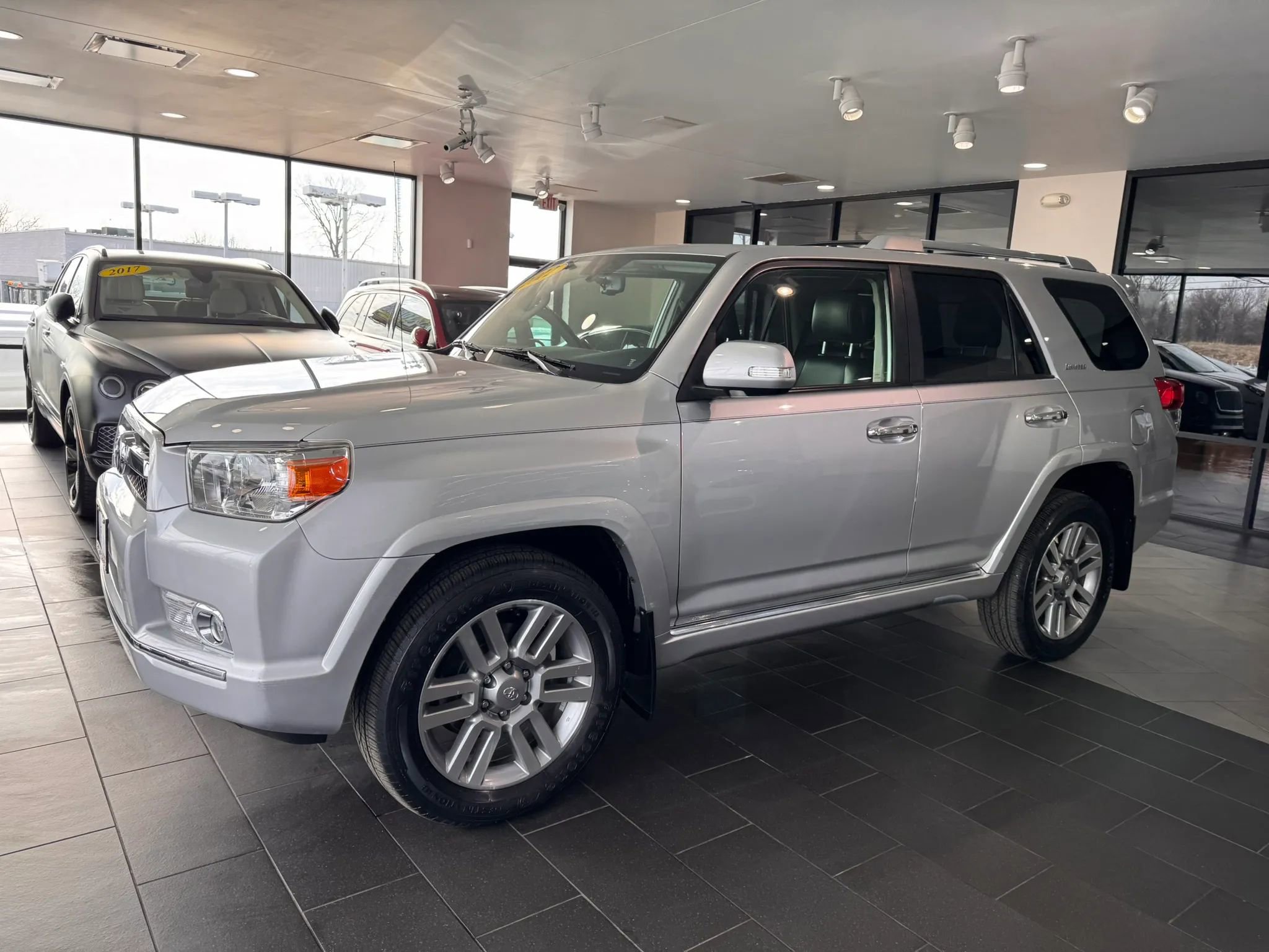 Used 2012 Toyota 4Runner Limited image 2