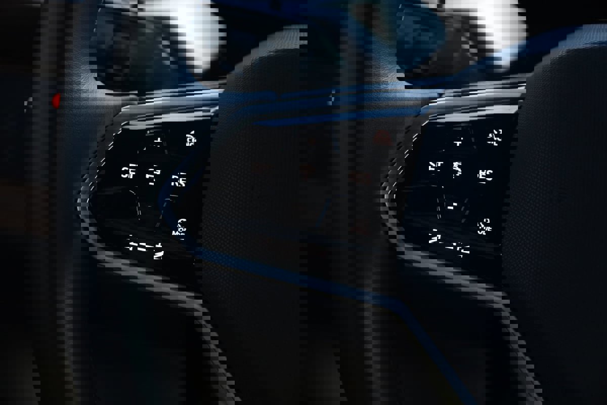 Used 2025 Volkswagen ID. Buzz Pro S image 61