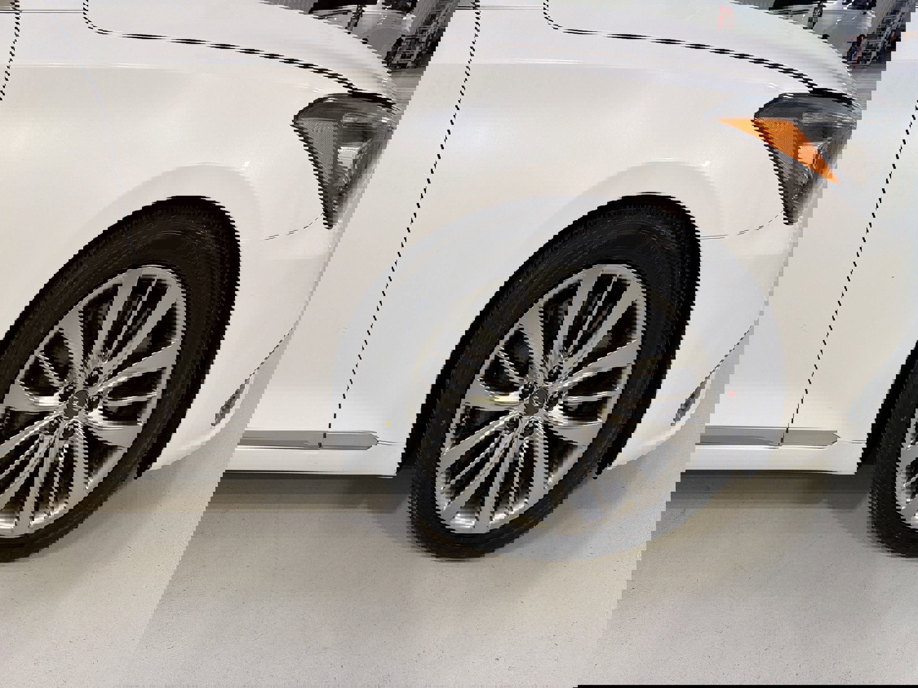 Used 2020 Genesis G80 5.0 Ultimate image 30