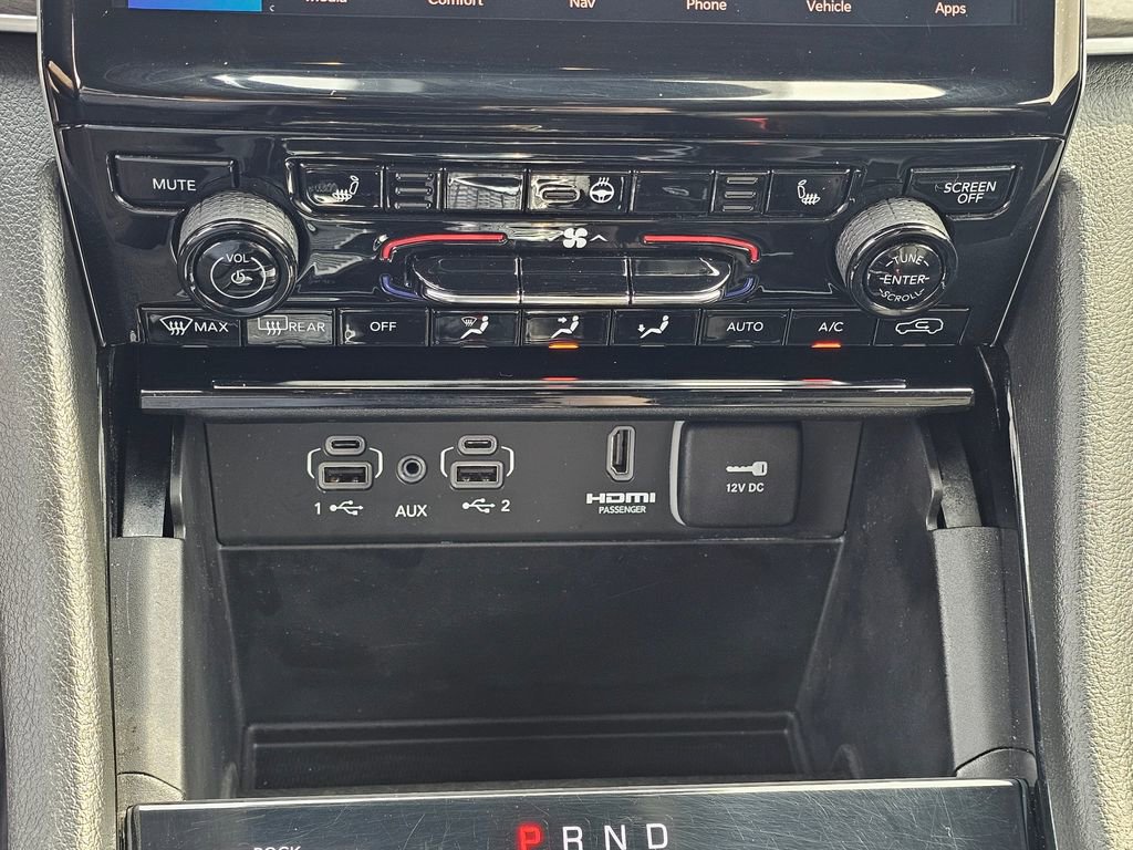 Used 2023 Jeep Grand Cherokee 4WD 4xe image 24