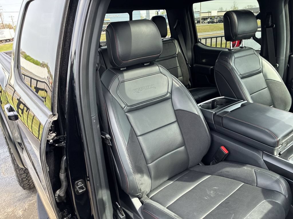 Used 2025 Ford F150 Raptor AWD/4WD image 22